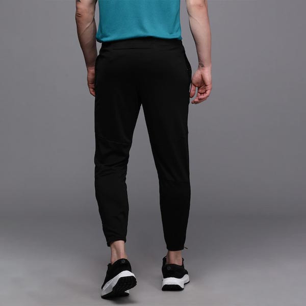 Men Black Dri-FIT Challenger Running Pants