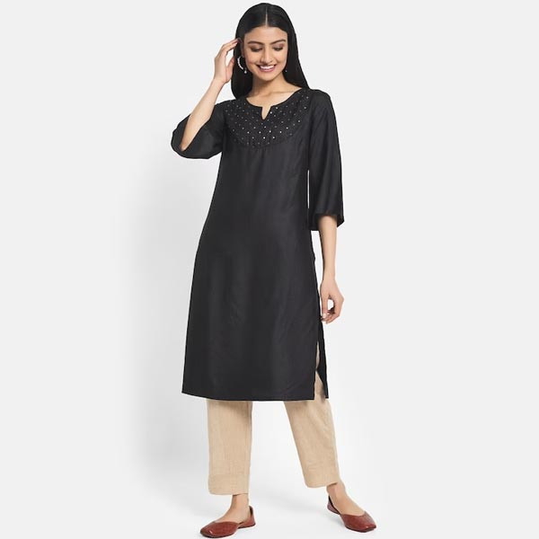 "Thread Work Sequined Flared Sleeves Straight Kurta "