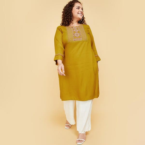 "Plus Size Ethnic Motifs Yoke Design Kurta "